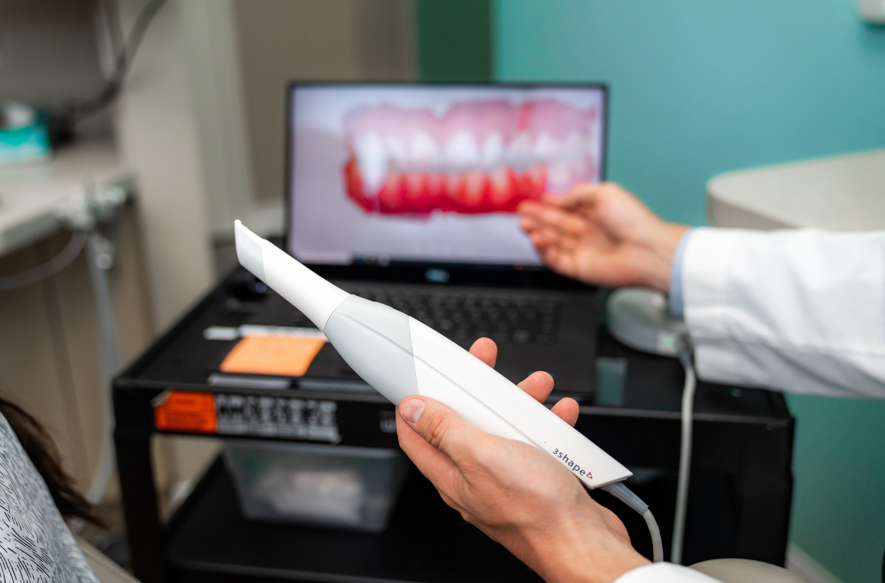 Showing dental images on screen